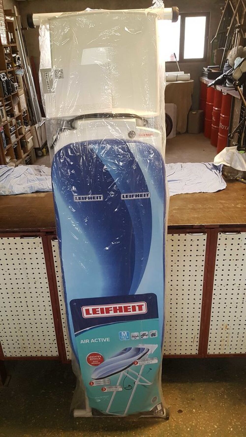 table &agrave; repasser aspirante soufflante:LEIFHEIT Electroménager
