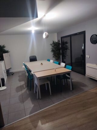  Immeuble � vendre 232 m�