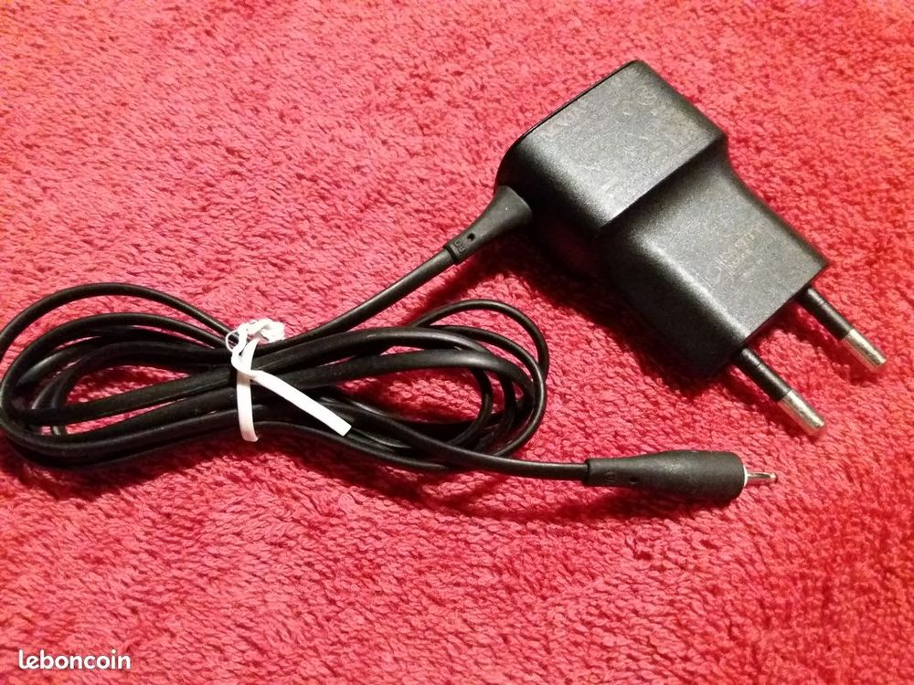 Chargeur nokia AC-11E Téléphones et tablettes