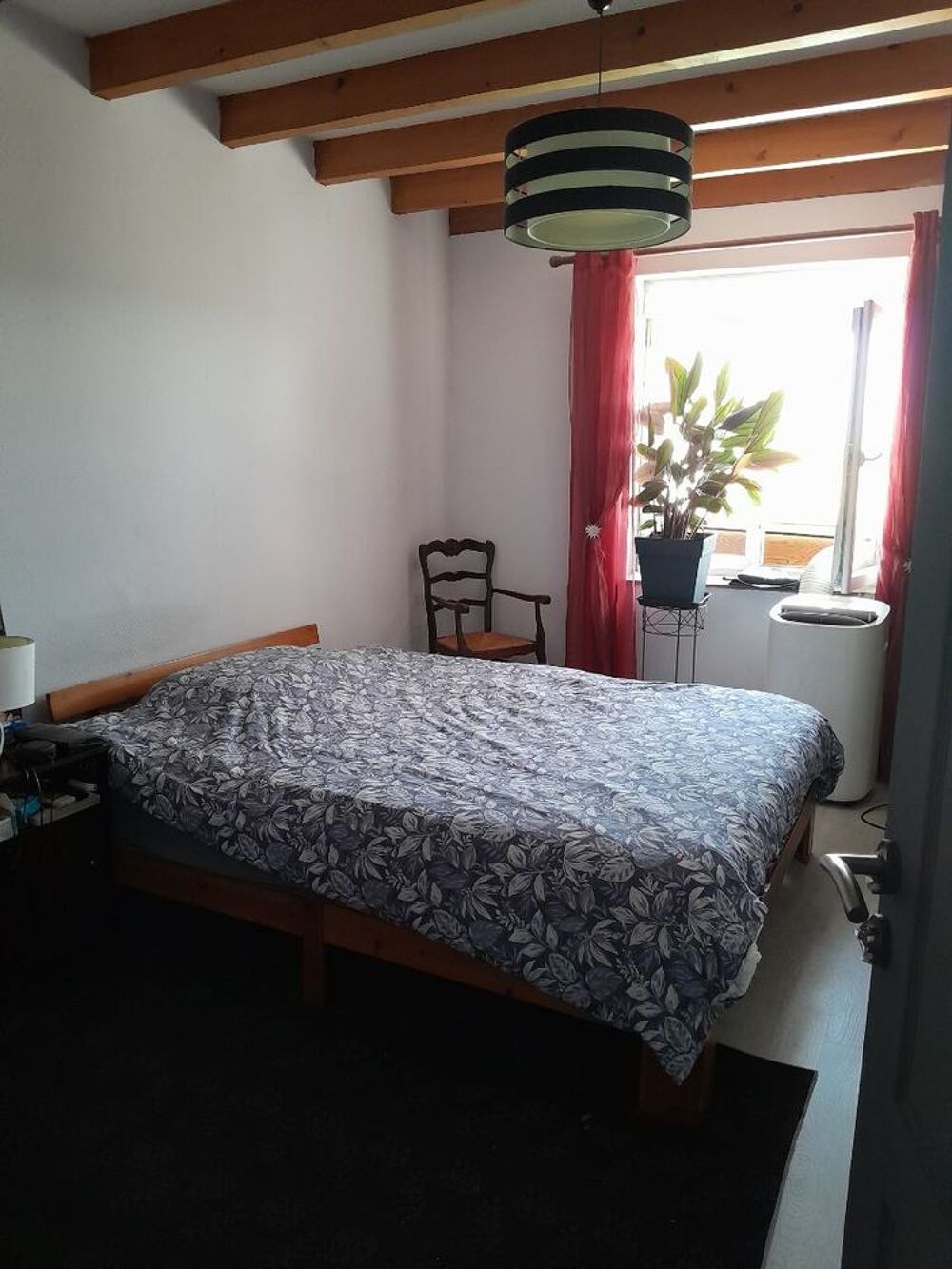 Location Chambre 3 Chambres meublées Puzieux
