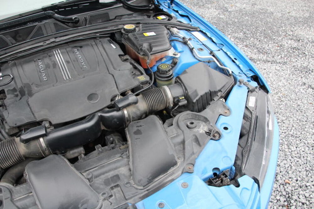 XF Sportbrake V8 5.0 - 550 Suraliment&eacute; R-S A 2014 occasion 59310 Auchy-lez-Orchies
