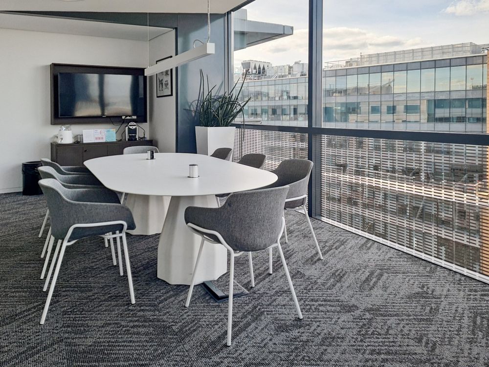   Réservez un espace de bureau ouvert pour les entreprises de toutes tailles à Issy les Moulineaux, Camille Desmoulins  