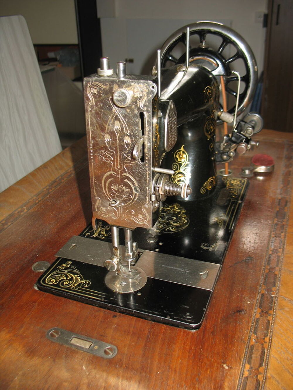 Machine &agrave; coudre Meubles