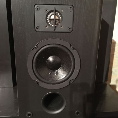 Enceintes Home cinma HT 1D JBL 550 Saint-Jean-de-Braye (45)