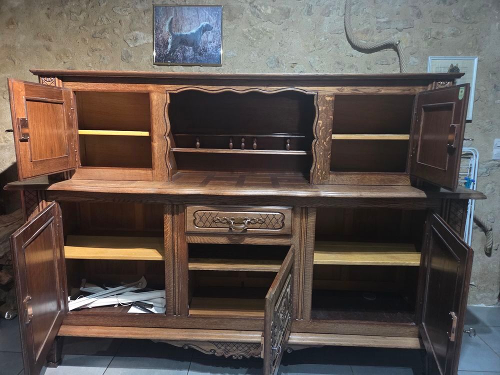 Buffet bois sculpt&eacute; Meubles