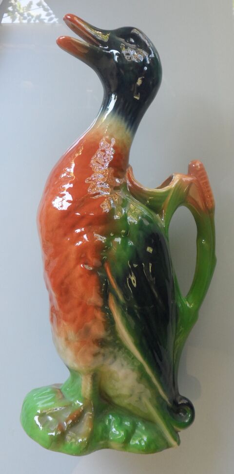 Pichet vintage en forme de canard barbotine Saint Clément  100 Castries (34)