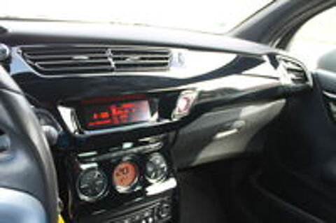 DS3 DS 3 PureTech 82 BVM So Chic 2015 occasion 20260 Calvi