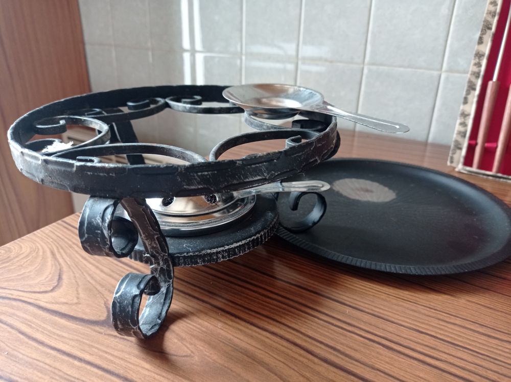 SERVICE A FONDUE BOURGUIGNONNE 6 PERSONNES Electroménager