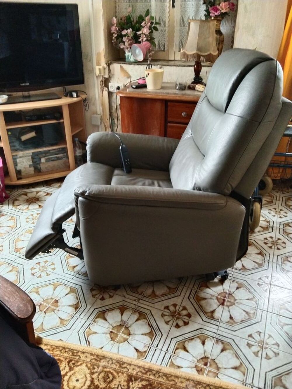 Fauteuil relaxant &eacute;lectrique Meubles