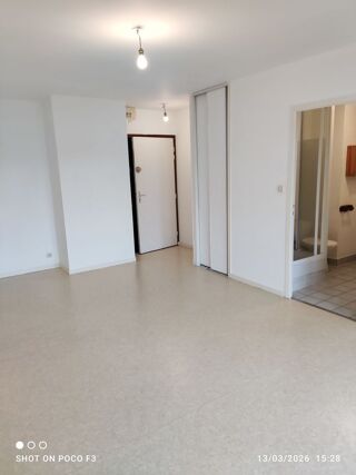  Appartement � louer 1 pi�ce 35 m� Brest