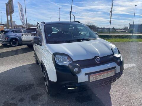 Fiat Panda 1.2 69 ch City Cross Waze 2019 occasion Lormont 33310