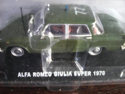 Voiture Alfa Romeo Giulia Super 1970 Police Carabinieri 14 Marmande (47)