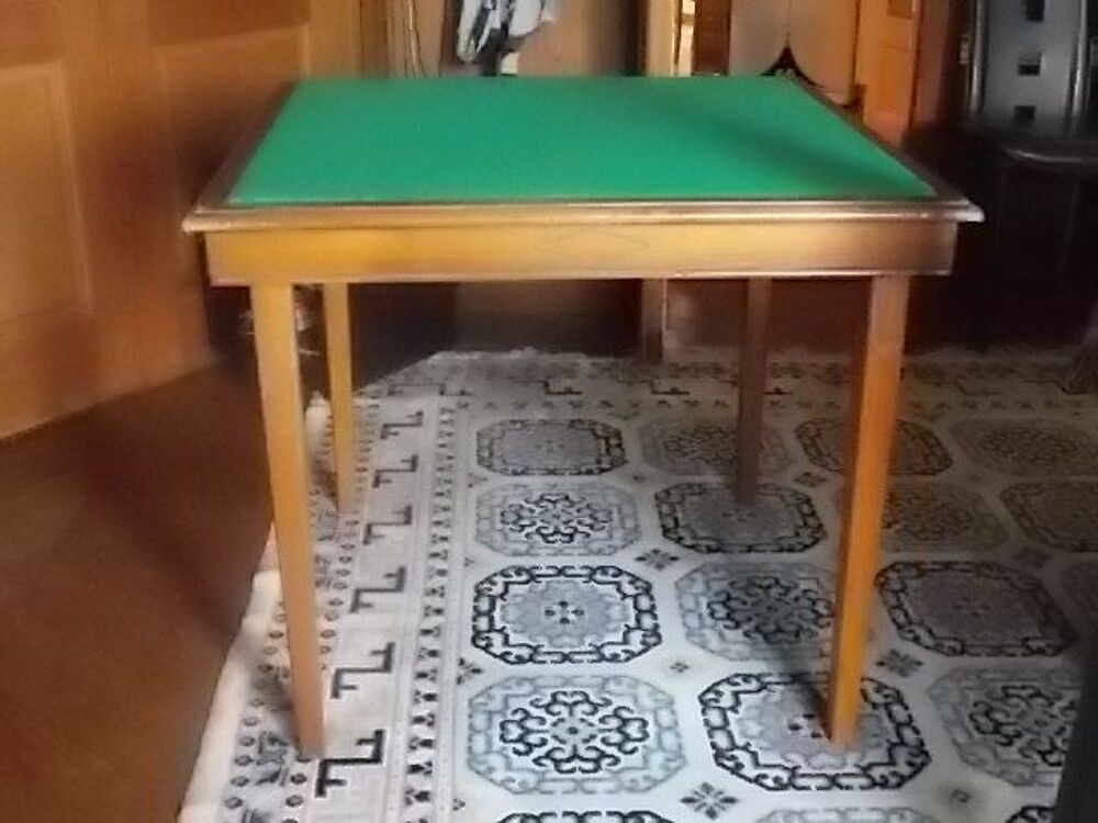 Table de jeu Meubles