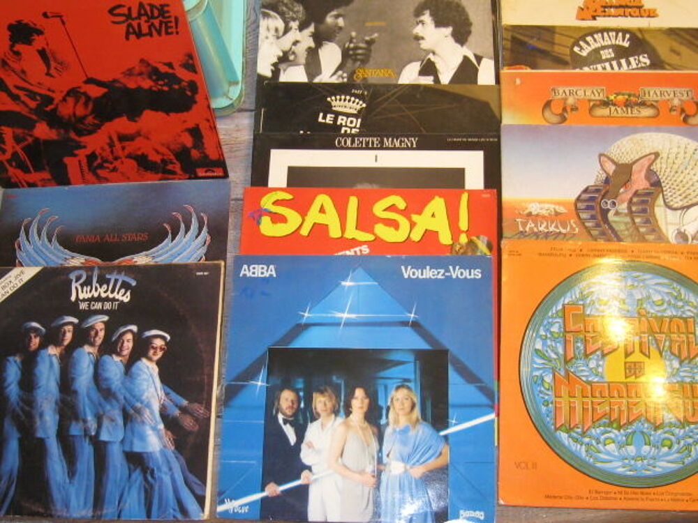 LOT DE 33T VINYLES POUR VRAIS AMATEURS OU COLLECTIONNEURS
CD et vinyles