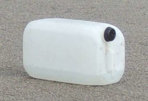 bidons plastique de 20 litres Saint-Pol-de-Léon (29)