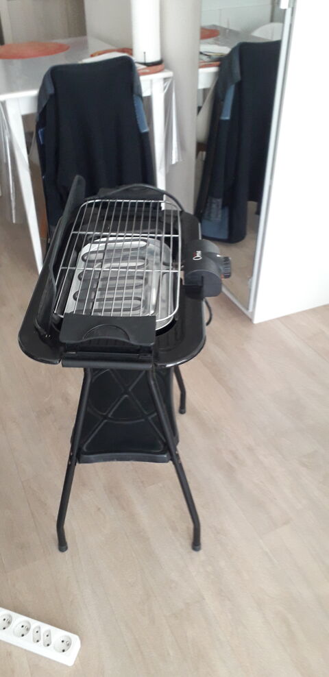 barbecue lectrique  pied 50 Choisy-le-Roi (94)