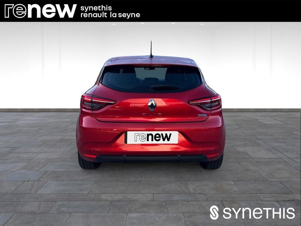 Clio V Clio E-Tech 140 - 21N Limited 2022 occasion 83500 La Seyne-sur-Mer