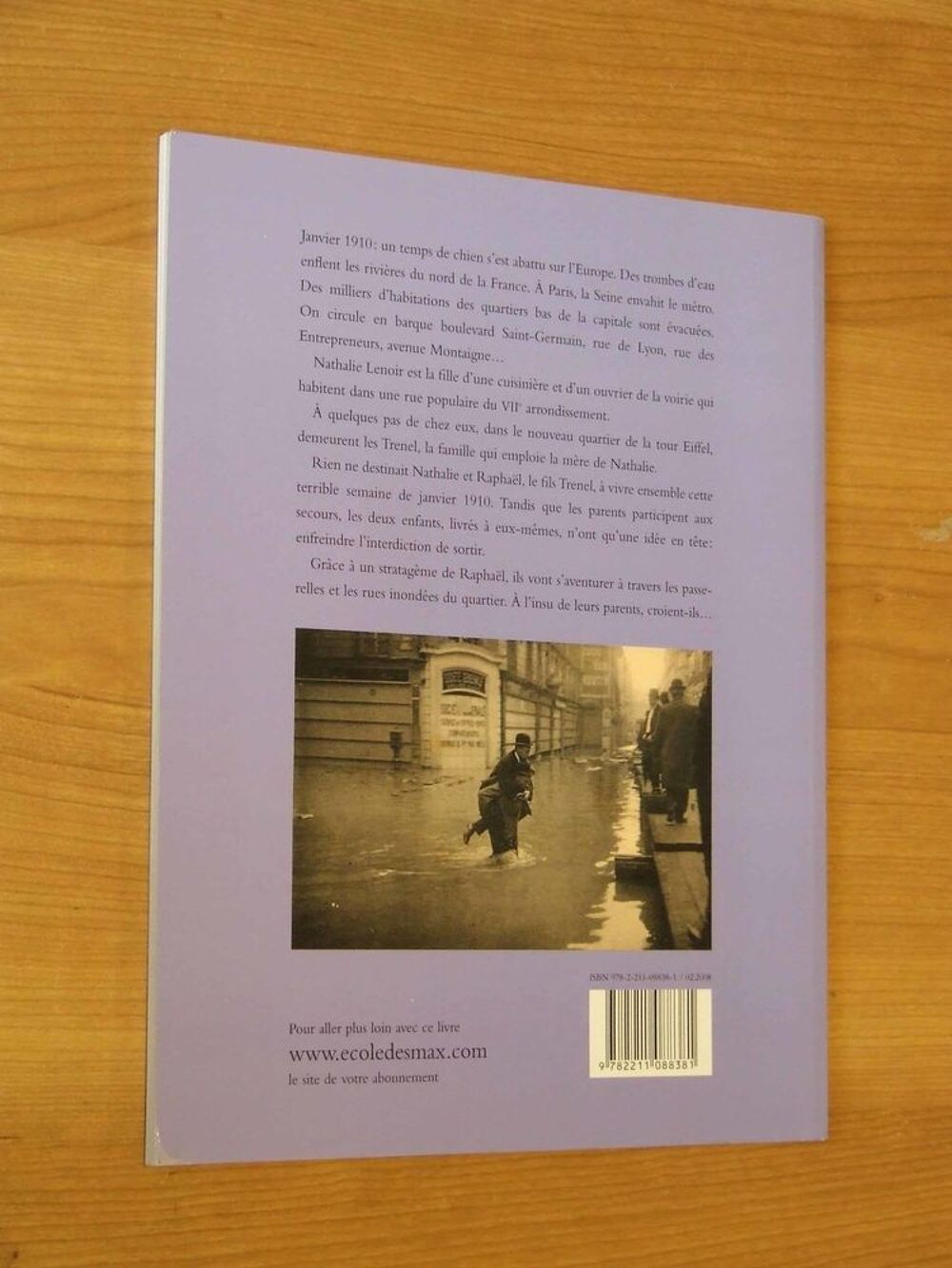 Livre, &agrave; partir de 8&nbsp;ans, PARIS SOUS L'EAU, NEUF Livres et BD