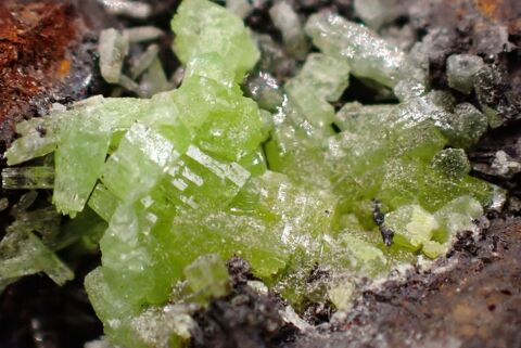 Pyromorphite , Sainte-Marguerite-Lafig�re , Ard�che , France 28 Bertrichamps (54)