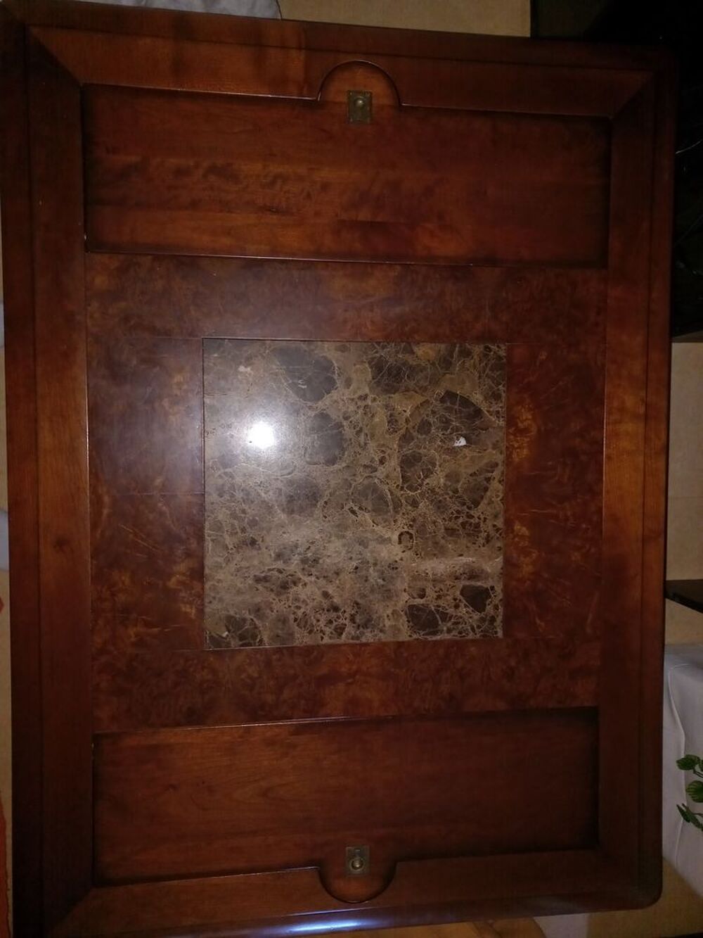 table basse de salon style Louis Philippe Meubles