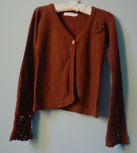 gilet marron femme 36 tbe
Cache-cache 5 Brienne-le-Chteau (10)