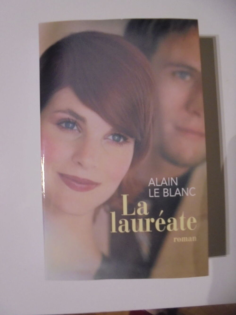 La Laur&eacute;ate (87) Livres et BD