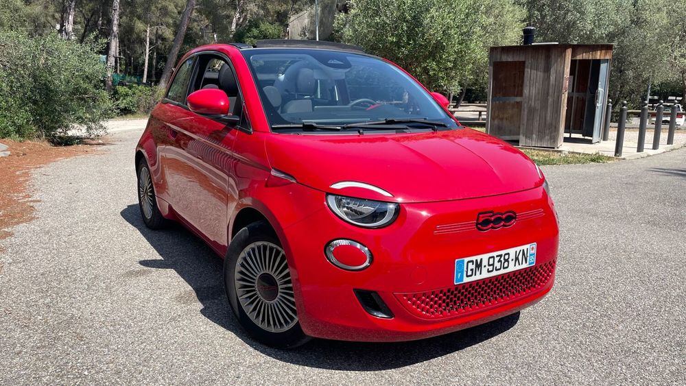 500 E cabriolet FIAT lectrique RED 95ch 2023 occasion 13260 Cassis