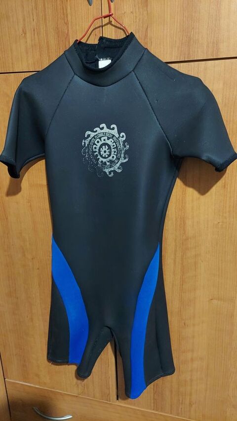 Shorty natation, plong�e 10 Cholet (49)