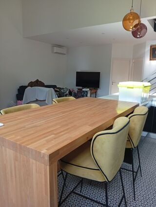  Appartement à louer 5 pièces 103 m²