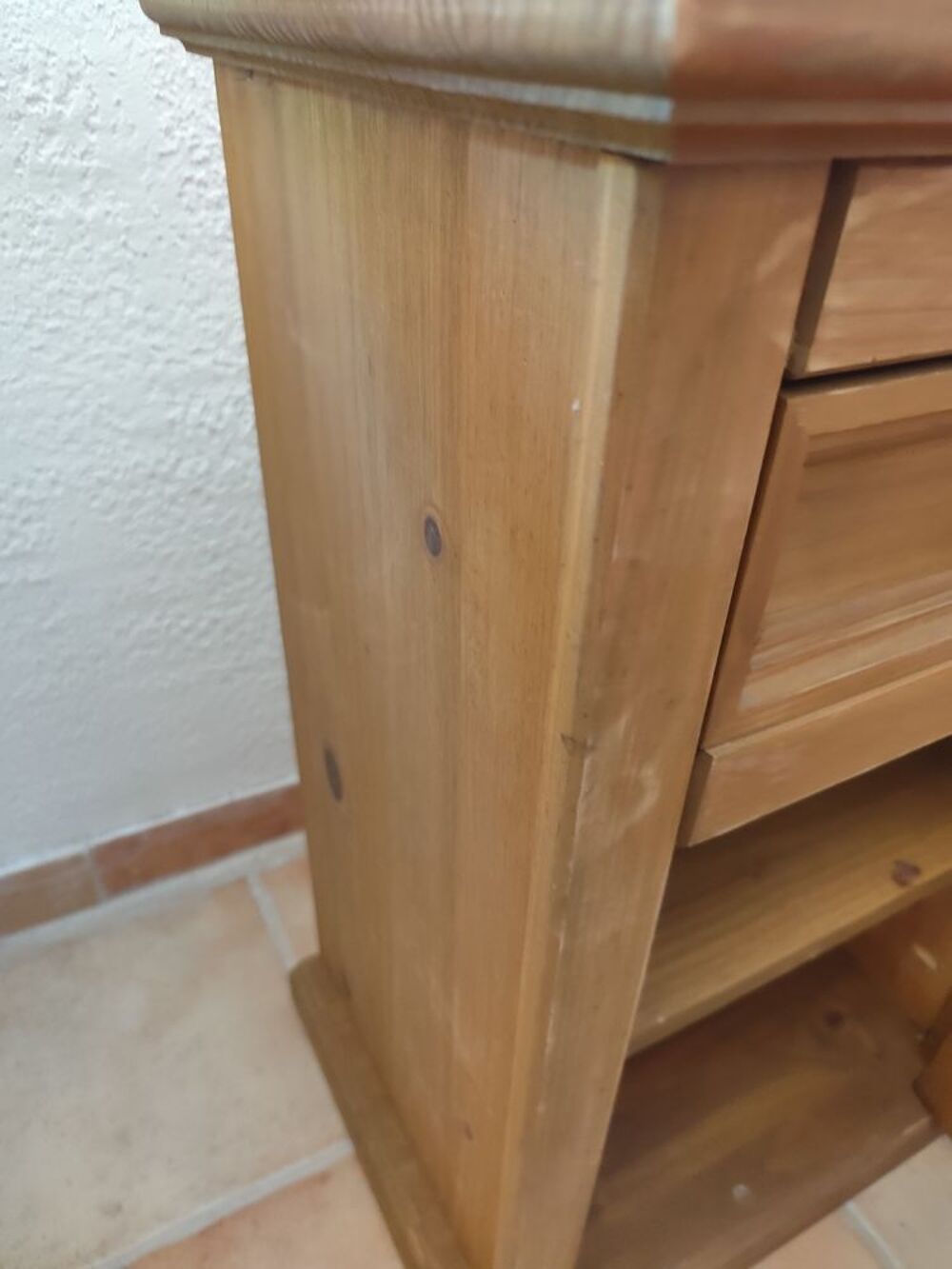 Table de chevet en bpis Meubles