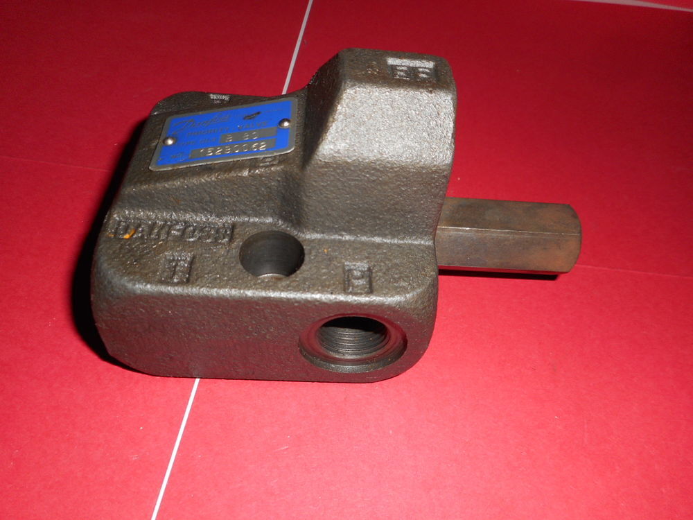   PRIORITY valve hydraulique DANFOSS OLS B80 