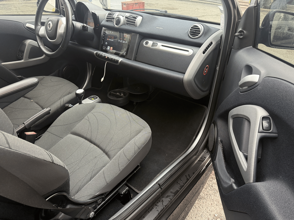 ForTwo Smart FORTWO Coupe 71ch PASSION 2014 occasion 78610 Saint-L&eacute;ger-en-Yvelines
