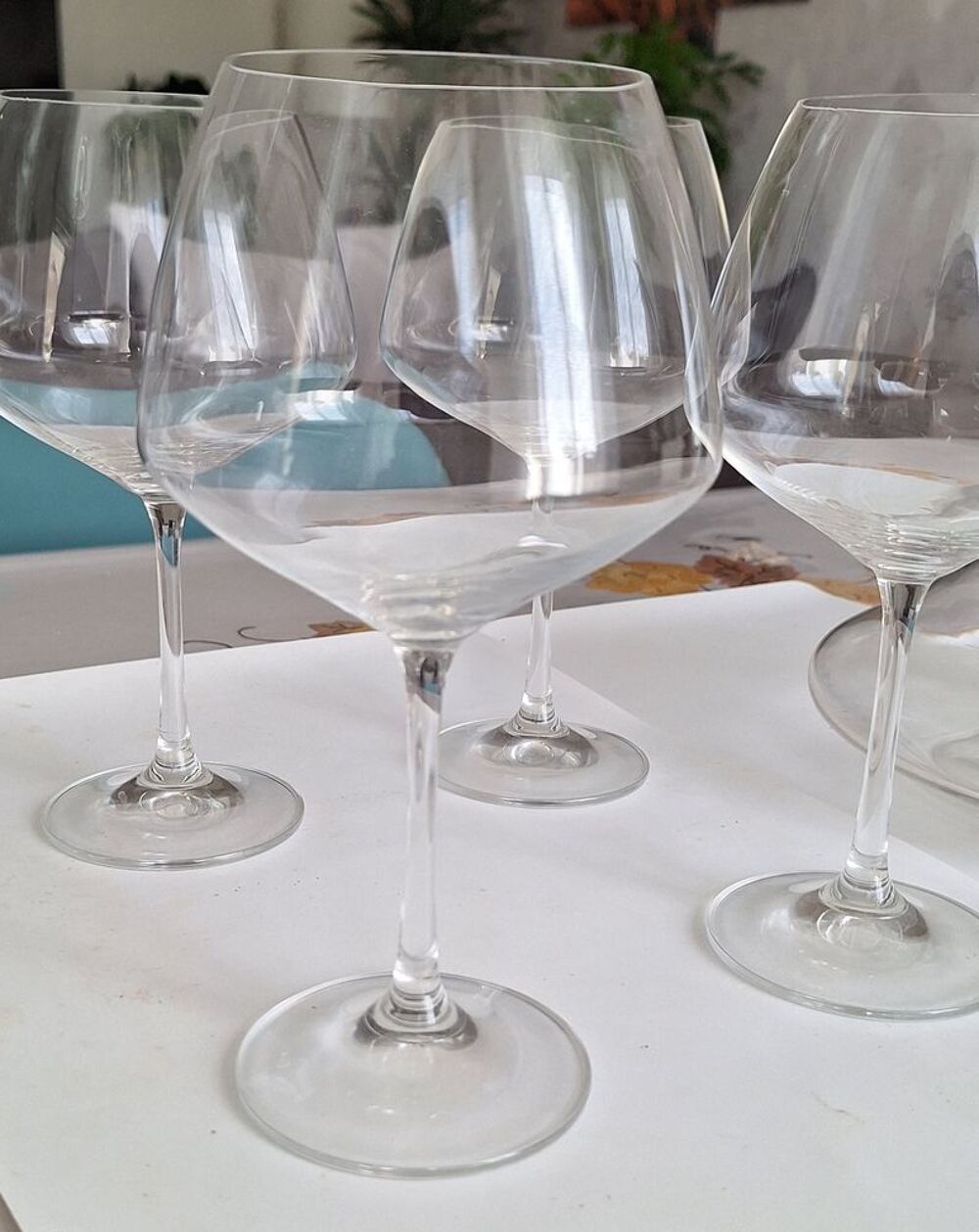 Ensemble carafe &agrave; d&eacute;canter avec 4 verres Décoration