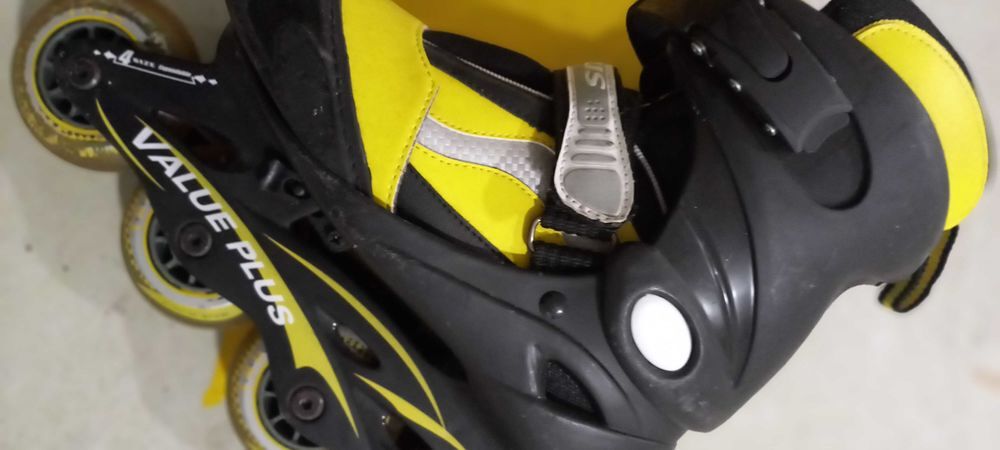 vendre patin roulette pointure 36. tr&egrave;s bonne &eacute;tat Sports