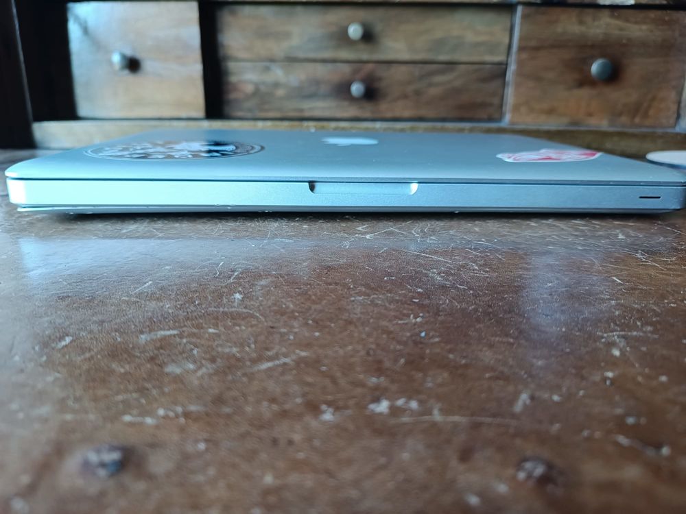 MacBook Pro 2010 &agrave; 65€ pour pi&egrave;ces (hors d'usage) Matériel informatique
