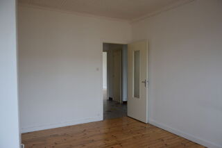  Appartement à louer 3 pièces 73 m²