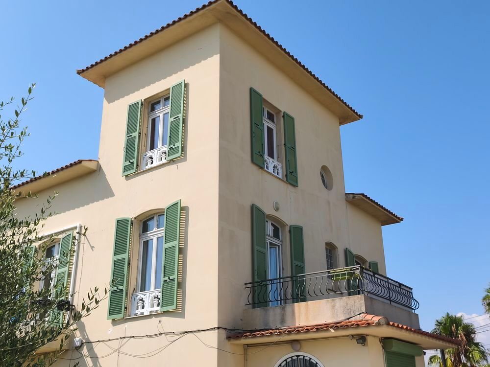Vente Appartement 2 pièces en duplex Nice Saint Antoine de Ginestiere St roman de bellet