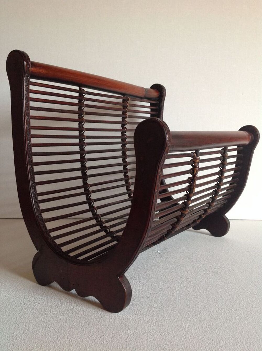 ANCIEN PORTE REVUES VINTAGE EN BAMBOU &amp; ROTIN TON ACAJOU Env Décoration