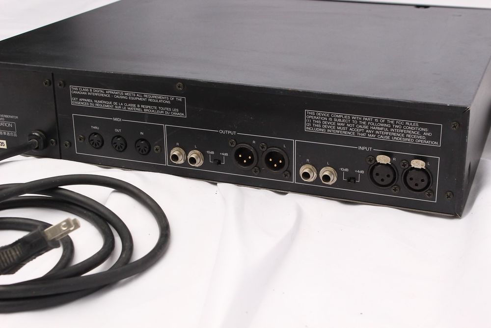 Reverb PRO R 3 Yamaha Audio et hifi