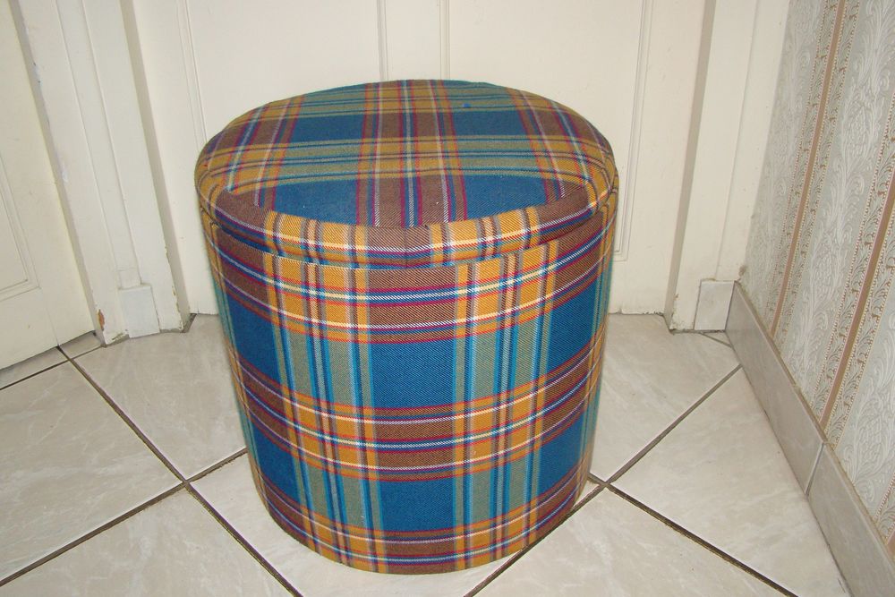 Tabouret / Pouf vintage ann&eacute;es 1970 Meubles