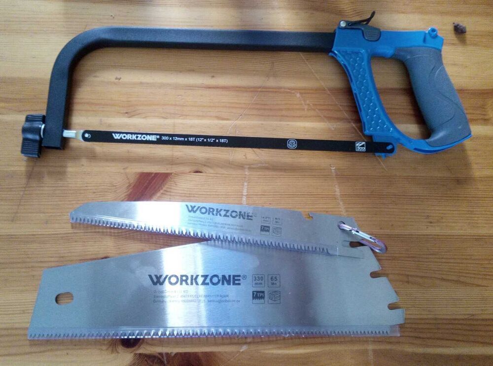 Lot scie avec ses lames neuve, jamais utilis&eacute;. 
10 € 
Sur Amiens Rivery. 
Pas d'envoi. 
C'est disponible Bricolage
