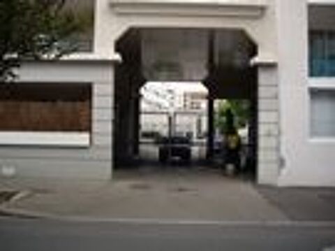  Parking / Garage  louer 15 m