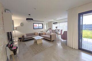  Maison � vendre 6 pi�ces 150 m�