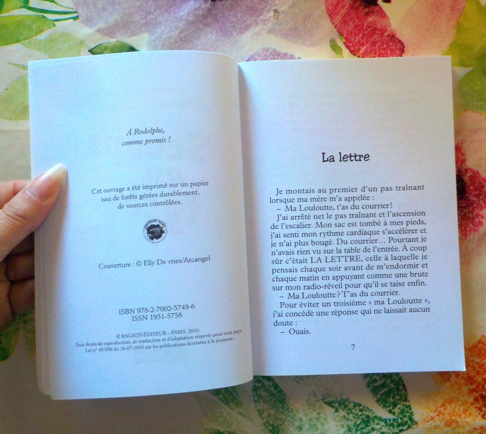 SCOOPS AU LYCEE de Agn&egrave;s LAROCHE Ed. Rageot Livres et BD