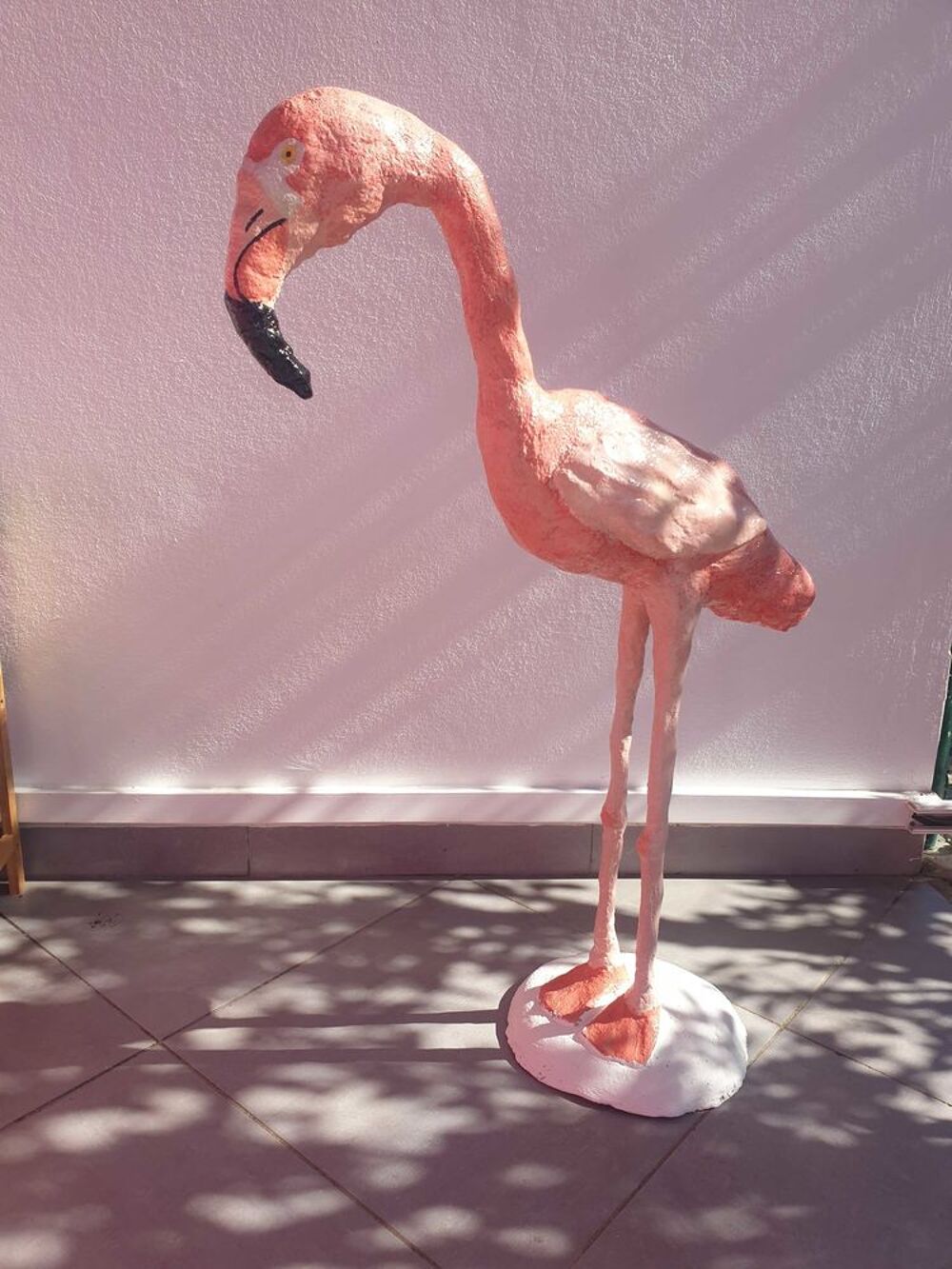 sculture flamant rose en b&eacute;ton d&eacute;coration de jardin Décoration