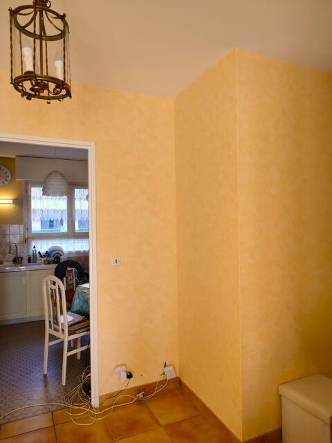 PAPIER PEINT JAUNE SAFRAN CHAUD NEUF HAUTE QUALITE 60 Metz (57)