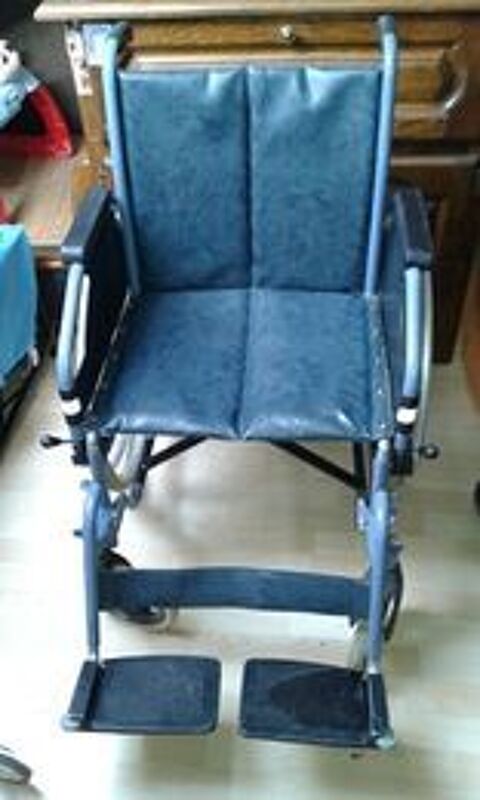 fauteuil roulant 25 Calais (62)