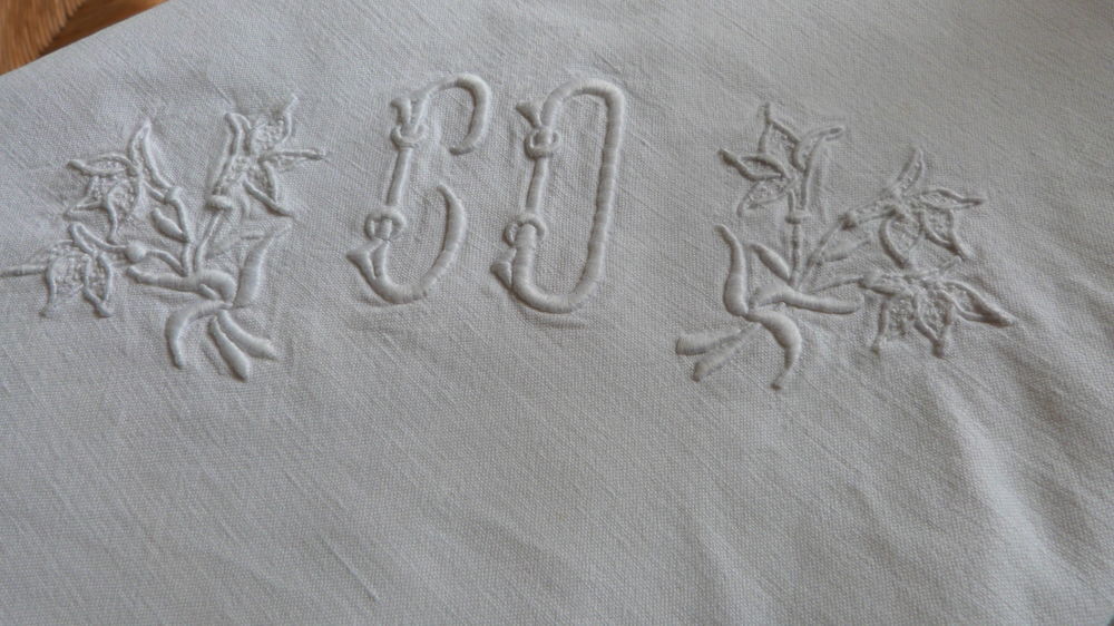 GRAND drap ancien/toile m&eacute;tis/grand monogramme CO/296x200cm Décoration
