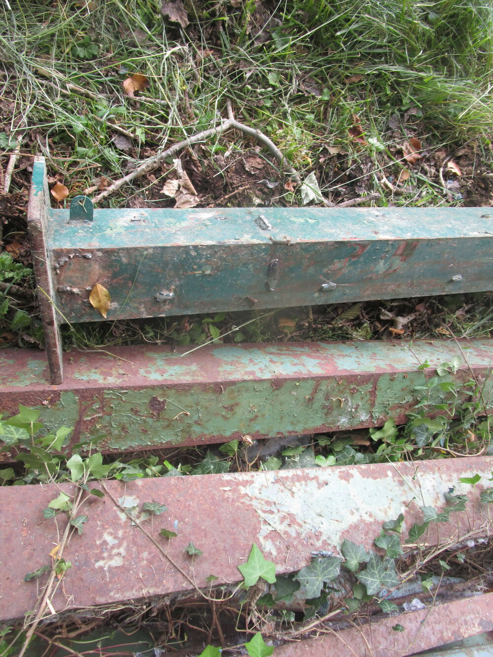 3 poteaux lourd fer 14x12 long 2m Bricolage