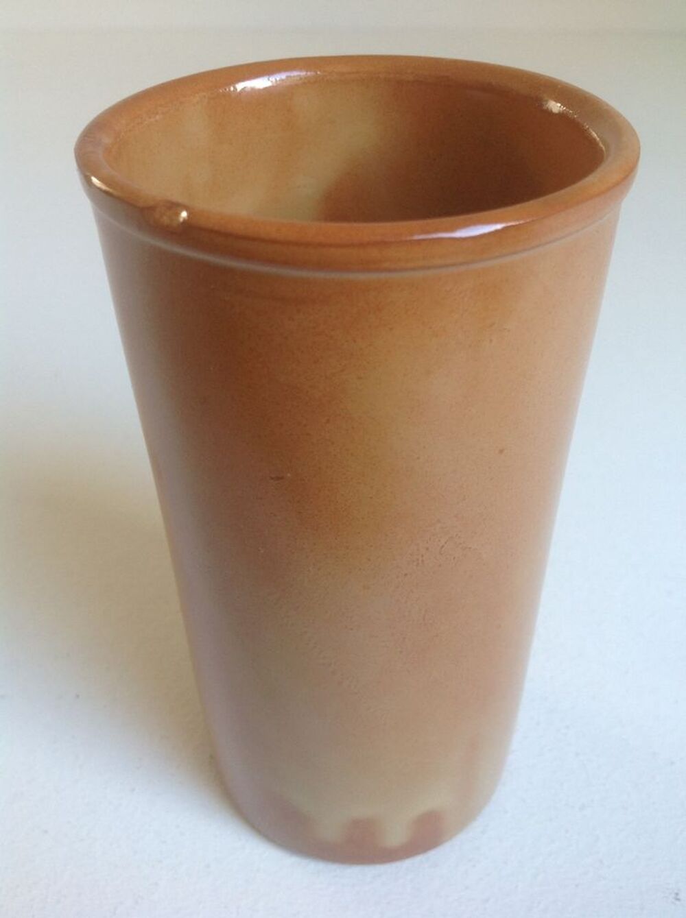 VASE EN TERRE CUITE MARRON Envoi Possible
Décoration